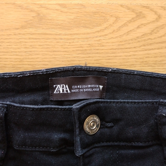 Zara High-Waisted Black Skinny Jeans | Size US 10 - Picture 3 of 5